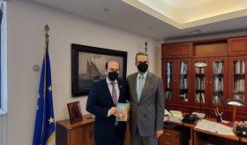 Ambassador Tigran Mkrtchyan met with Greek Deputy Minister of Education and Religious Affairs Angelos Sirigos