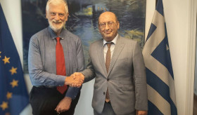 Դեսպան Տիգրան Մկրտչյանի հանդիպումը Հունաստանի արտաքին գործերի փոխնախարար Յանիս Լովերդոսի հետ