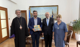 Դեսպան Տիգրան Մկրտչյանի հանդիպումը Խանիայի քաղաքապետ Պանայոտիս Սիմանդիրակիսի հետ
