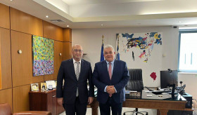Ambassador Tigran Mkrtchyan Meets with Deputy Minister of Education Mr. Nikolaos Papaioannou