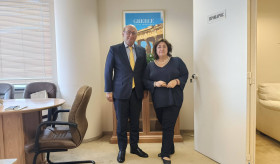 Ambassador Mkrtchyan Meets with the President of the Greek National Tourism Organization