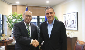 Meeting with the Mayor of Larissa: Ambassador Tigran Mkrtchyan Discussed Prospects for Cooperation and Sustainable Development