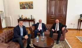 ՀՀ դեսպան Տիգրան Մկրտչյանի հանդիպումը Սալոնիկում Հունաստանի վարչապետի գրասենյակի համակարգողի հետ