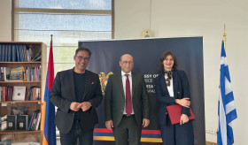Դեսպան Մկրտչյանը հանդիպել է &laquo;Anima Syros&raquo; միջազգային անիմացիոն փառատոնի ղեկավարության հետ