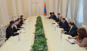 President Serzh Sargsyan received the President of the National Assembly of Serbia Maja Gojkovic