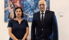 ՀՀ դեսպան Տիգրան Մկրտչյանի այցը Հունաստանի Ազգային գրադարան