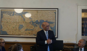 Աթենքում դասախոսություն՝ նվիրված հունական կրթական ավանդույթի ազդեցությանը Հայաստանում բարձրագույն կրթության զարգացման վրա